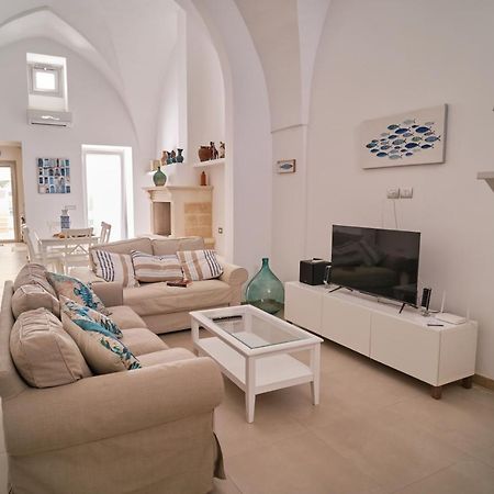 Casa Margherita - Typical Salento House Castrignano del Capo Exterior photo